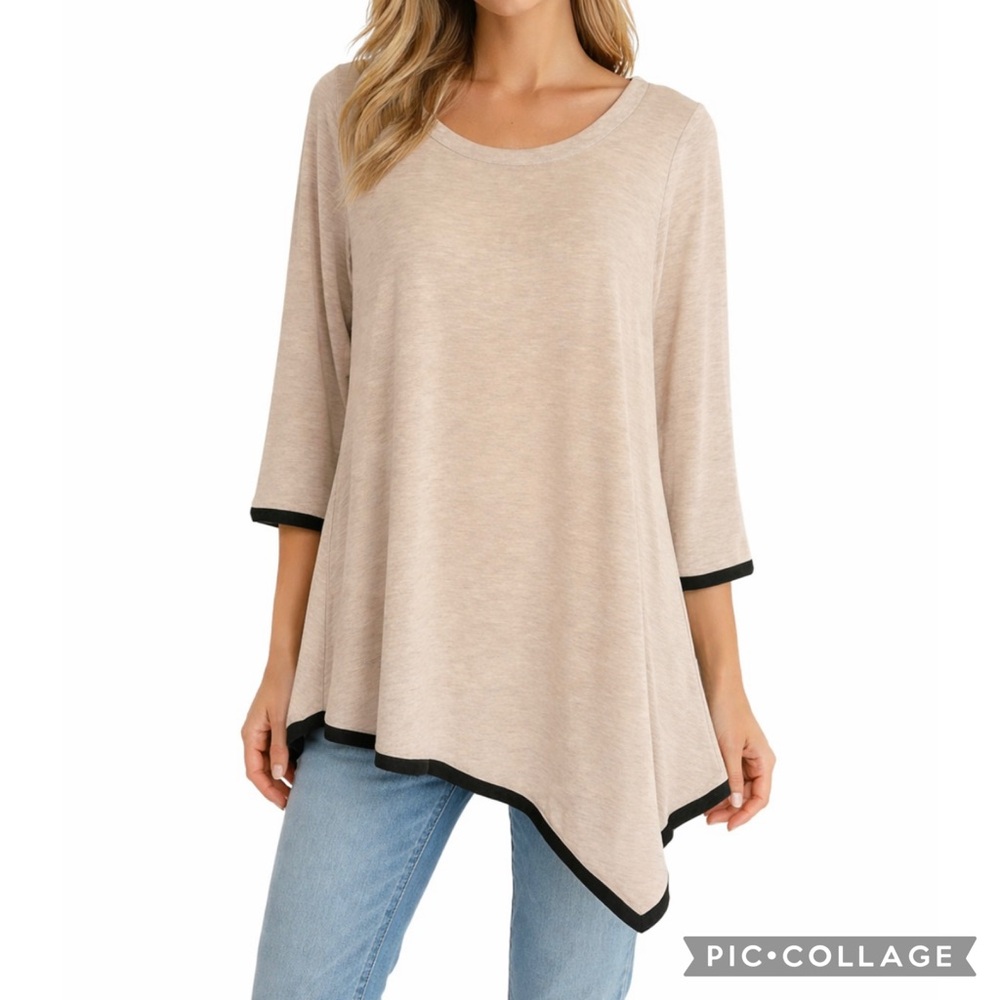 Chelsea & Theodore Tunic Top Beige Asymmetrical Knit M Flowy